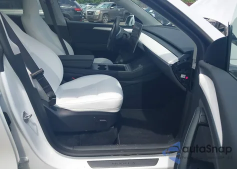 2023 Tesla Model Y Awd/Long Range Dual Motor All-Wheel Drive from USA, damaged, VIN 7SAYGDEE8PA096711